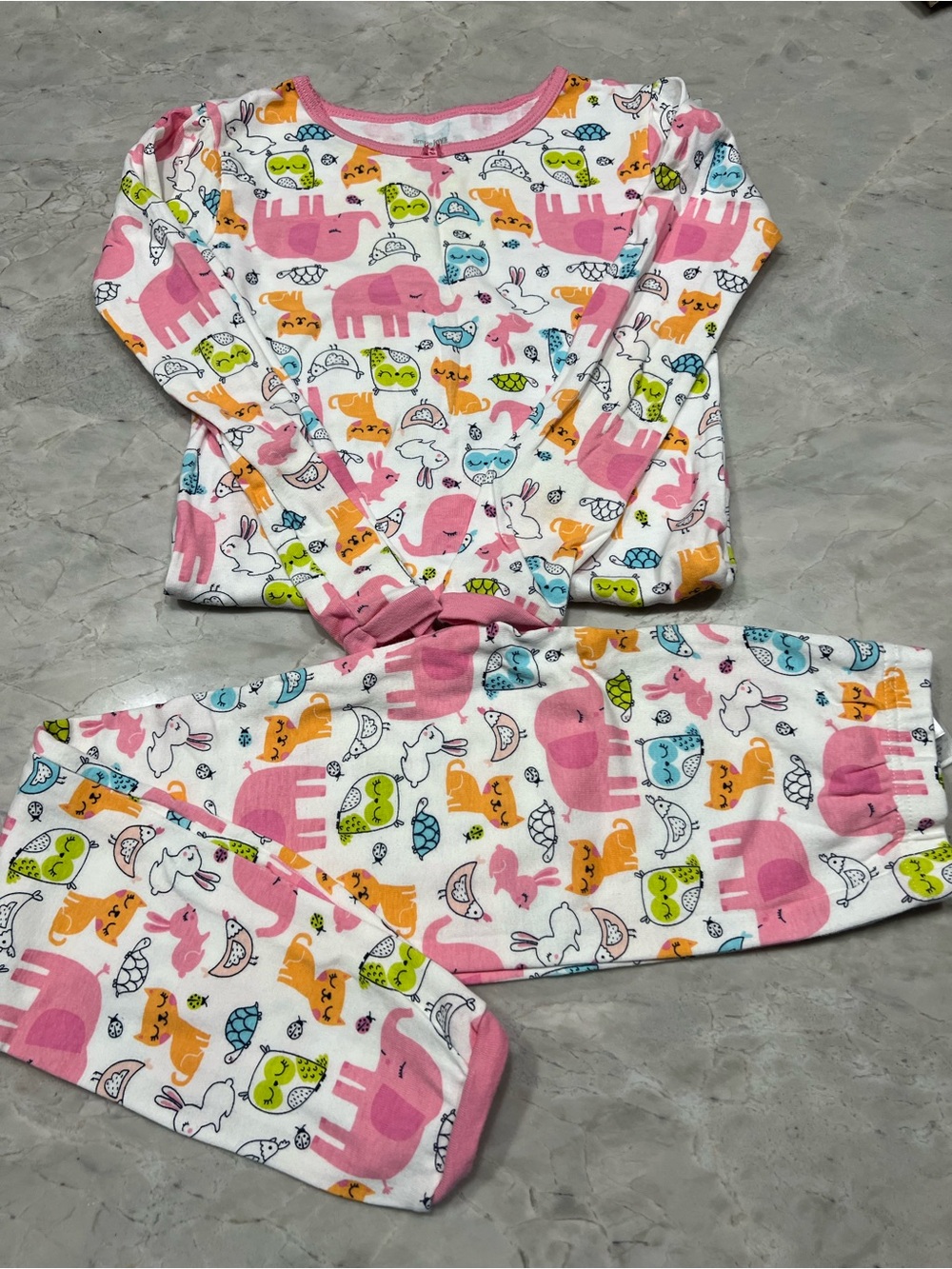 Girls' Multi-Animal Pink Trim Cotton Pajama Set